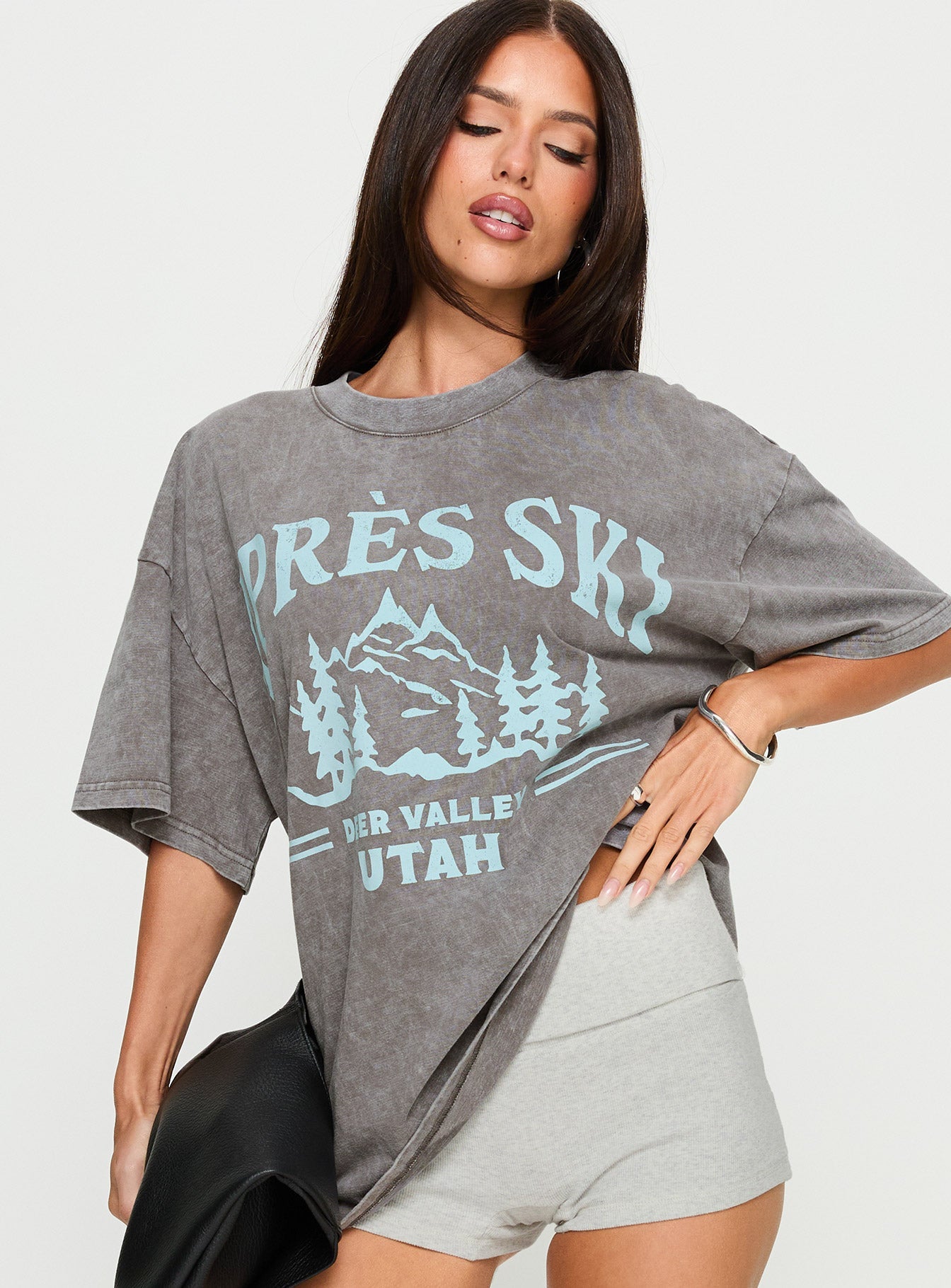 Apres Ski Valley Oversized Graphic Tee Charcoal