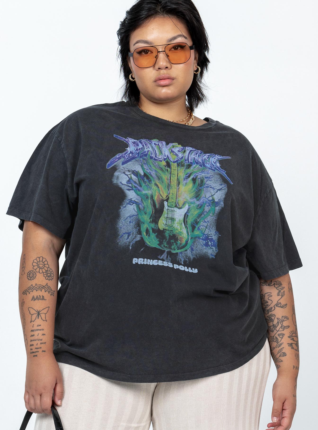 Backstage Oversized Tee Curve