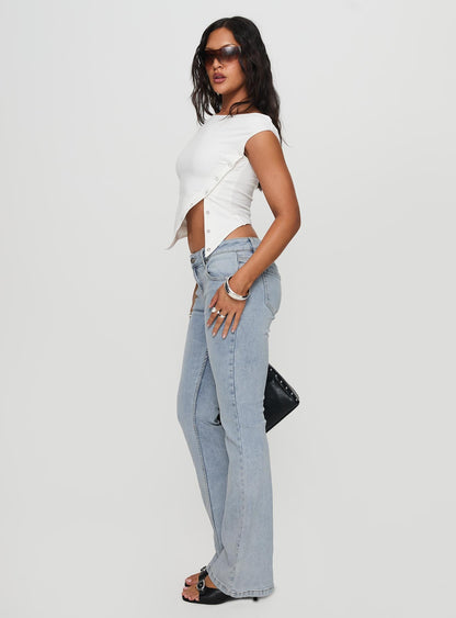 Bethany Low Rise Bootleg Jeans Light Wash