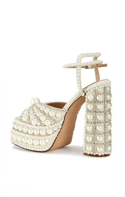 Azalea Wang Astrella Heel ~ White