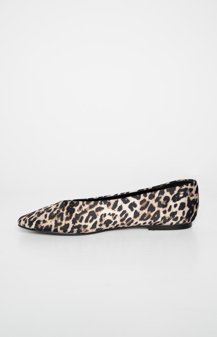 Billini Suzie Leopard Ballet Flats