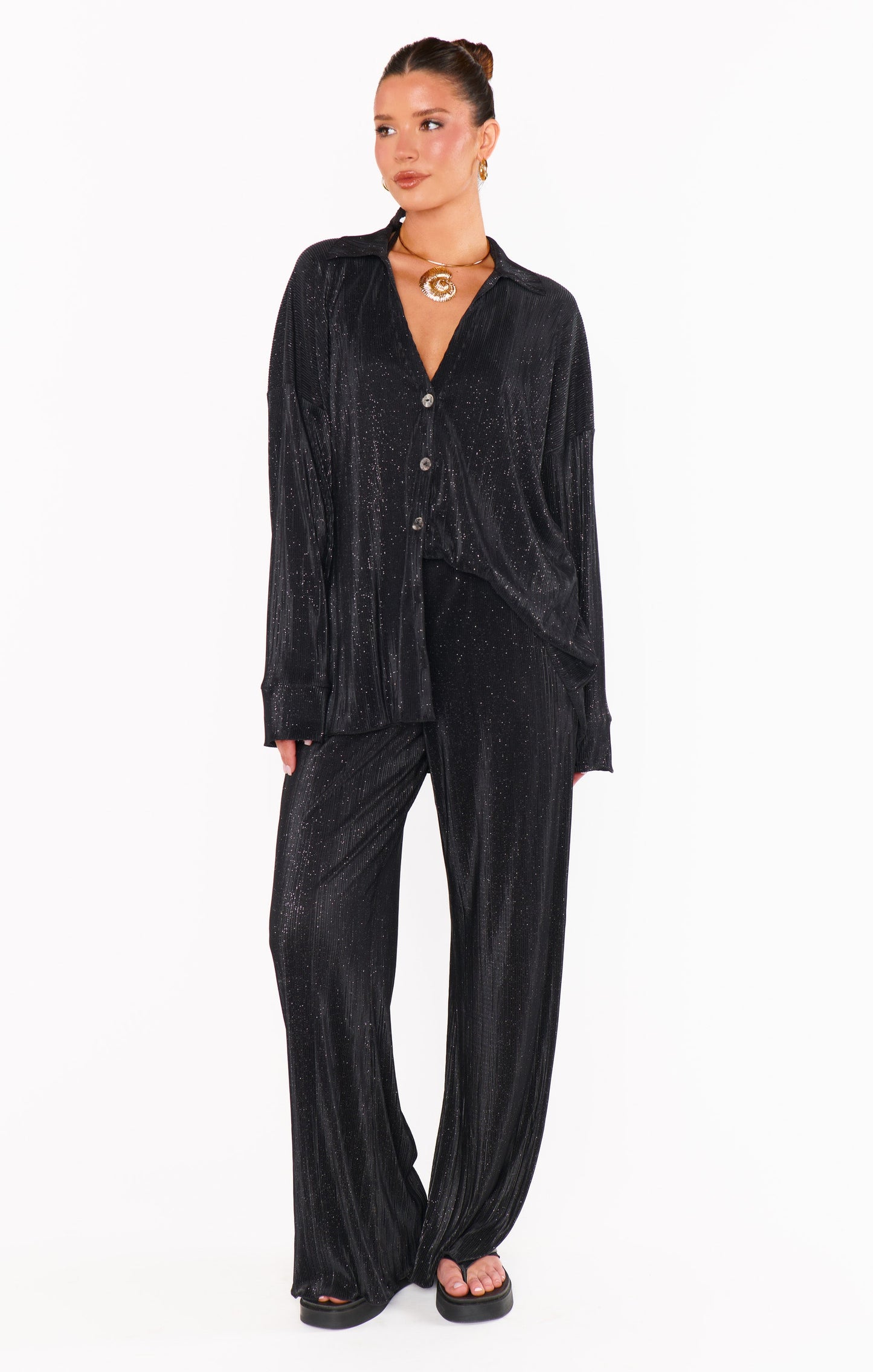 Everywhere Top ~ Black Pleat