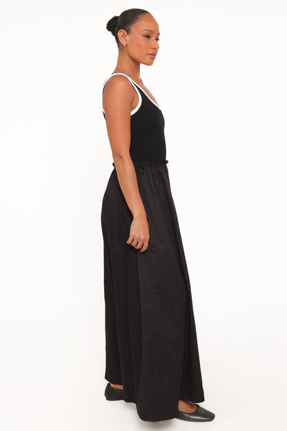 Finesse Maxi Dress - Black